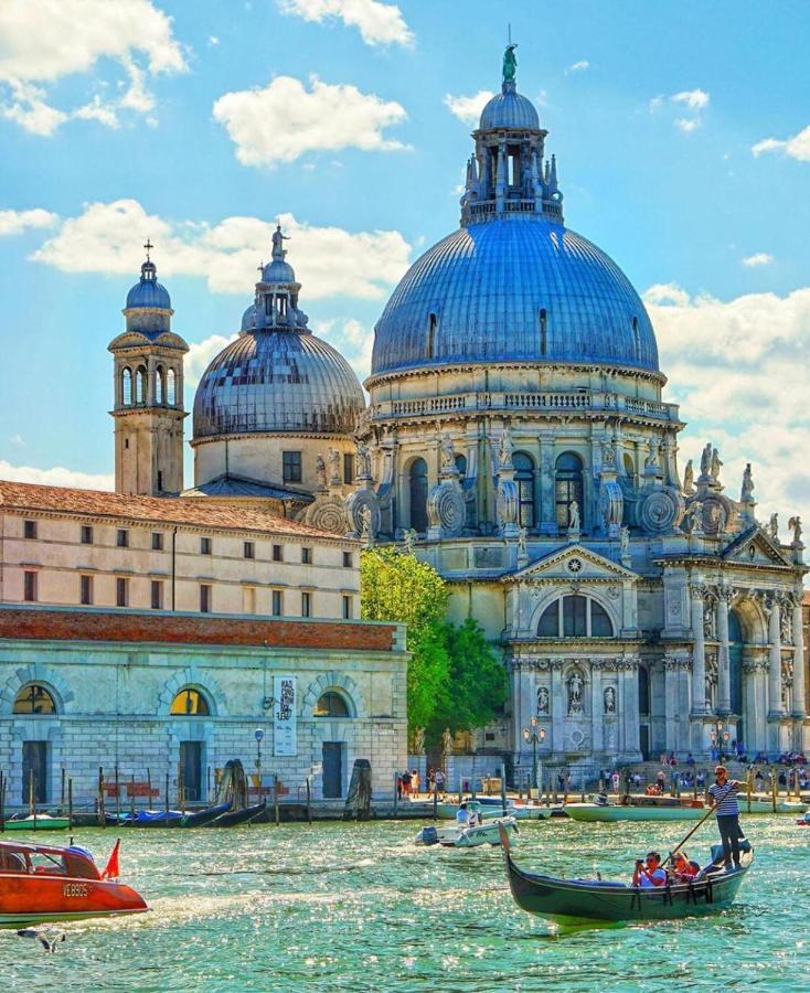 The Glamour Of San Marco Venecia